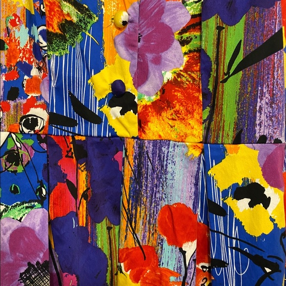 She’s in great condition very beautiful! Size 12
Spense brand - Picture 5 of 5